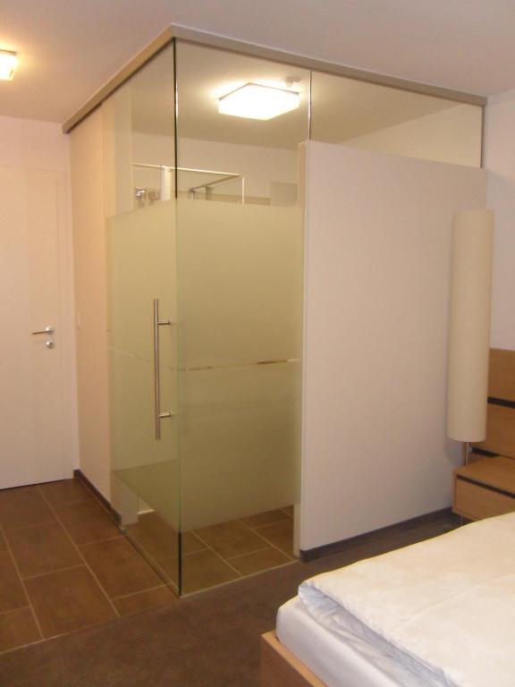 Gasthof-Pension Schuetz Wesenufer Room photo