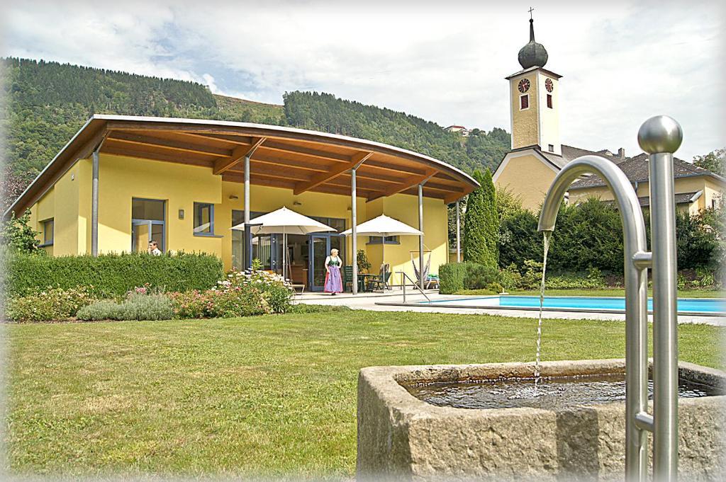 Gasthof-Pension Schuetz Wesenufer Exterior photo